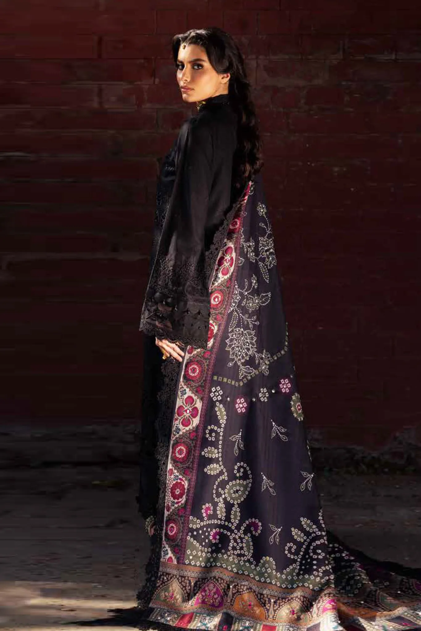 Bazar By Nureh Unstitched 3 Piece Khaddar With Shawl Collection'2024-NE-117